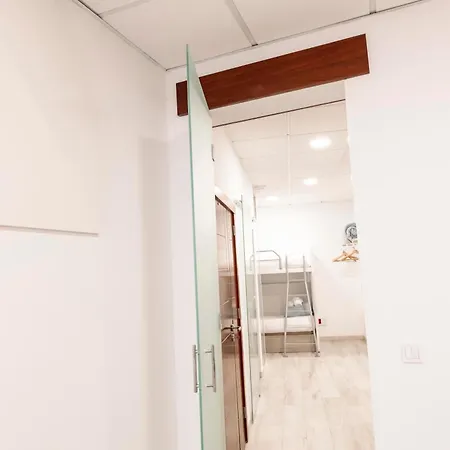 Apartment Colonial Stone
