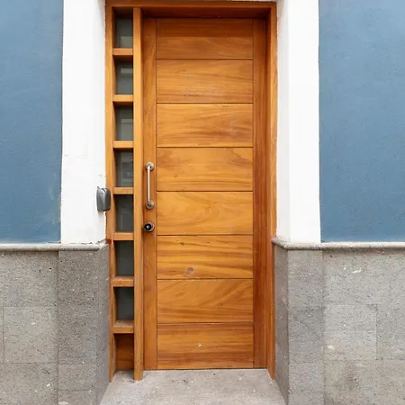 Apartment Colonial Stone *